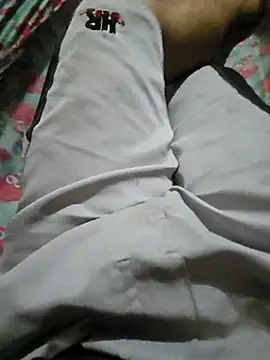 Snapshot of chrisss6674 chatting on January 2026 05:57:02 AM chrisss6674 online show from January 2026 05:57:02 AM