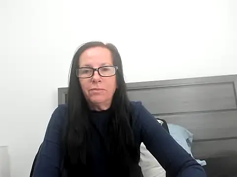 peachgoddess online show from November 2025 01:42:02 PM