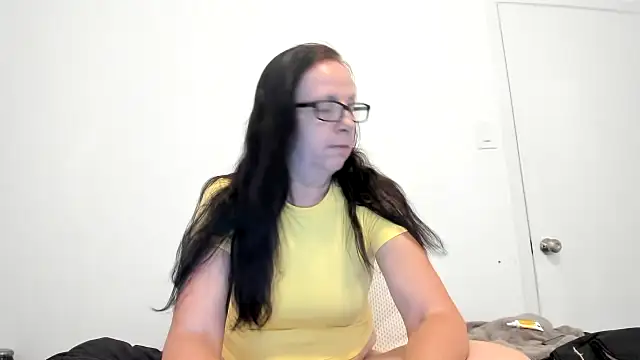 peachgoddess online show from May 2026 12:22:02 PM
