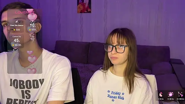 Romanhavesweetydick777 online show from November 2025 04:44:01 PM