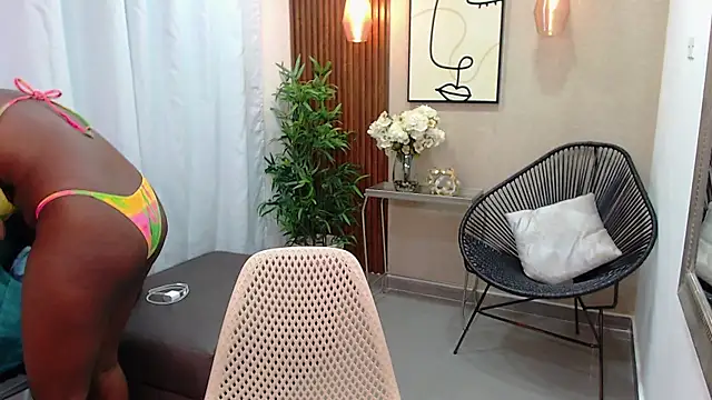 Snapshot of Coral_Lise chatting on March 2025 11:01:02 AM Coral Lise online show from March 2025 11:01:02 AM