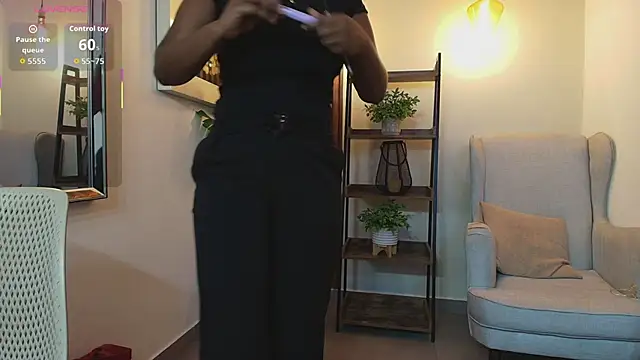 Snapshot of Coral_Lise chatting on September 2025 11:14:01 AM Coral Lise online show from September 2025 11:14:01 AM