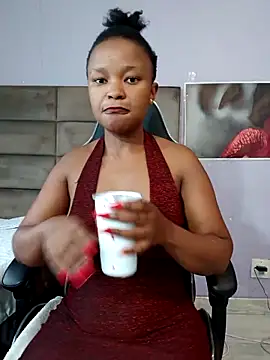 Snapshot of ShyTiny_Bae chatting on November 2025 01:54:02 PM ShyTiny Bae online show from November 2025 01:54:02 PM