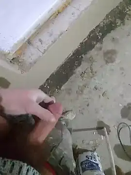 Snapshot of MaksDzubaV chatting on March 2025 04:20:02 PM MaksDzubaV online show from March 2025 04:20:02 PM