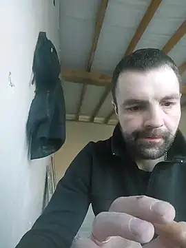 Snapshot of MaksDzubaV chatting on March 2025 06:27:01 AM MaksDzubaV online show from March 2025 06:27:01 AM