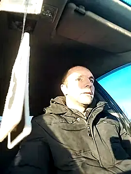 Snapshot of MaksDzubaV chatting on February 2026 05:49:01 AM MaksDzubaV online show from February 2026 05:49:01 AM