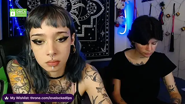 lovelockedlips online show from December 2025 01:11:02 AM