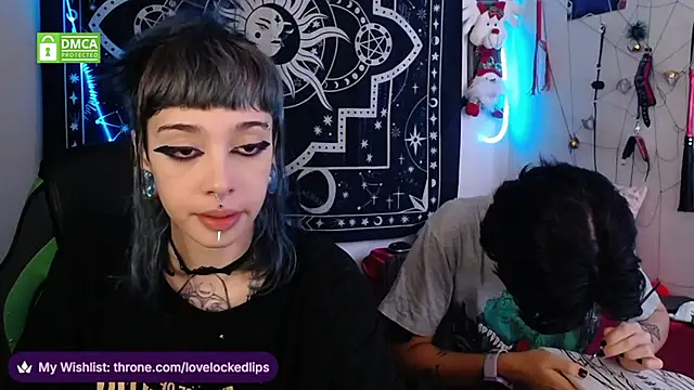 Snapshot of lovelockedlips chatting on December 2025 08:05:02 PM lovelockedlips online show from December 2025 08:05:02 PM