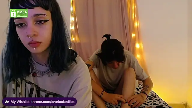 Snapshot of lovelockedlips chatting on February 2026 05:25:01 AM lovelockedlips online show from February 2026 05:25:01 AM