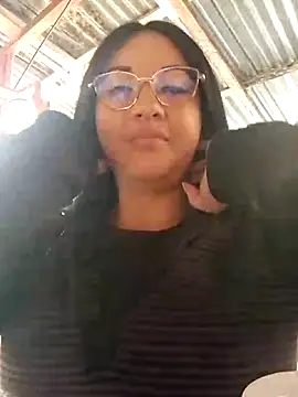 melisamoon  online show from February 2026 03:54:02 PM