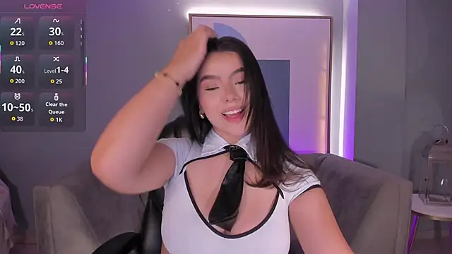 CandaseRussell online show from November 2025 08:52:01 PM