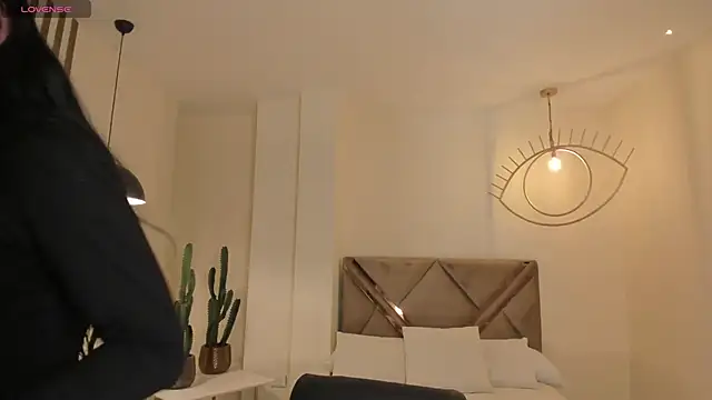 Snapshot of AmaliaCrus chatting on November 2025 08:22:01 PM AmaliaCrus online show from November 2025 08:22:01 PM