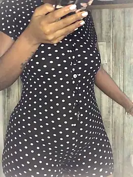 Snapshot of urgeminibrat chatting on September 2025 06:33:02 PM urgeminibrat online show from September 2025 06:33:02 PM