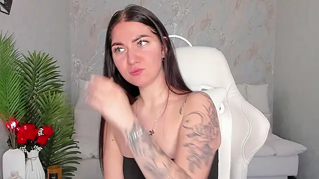 Snapshot of babyisperfect chatting on October 2025 04:25:02 AM babyisperfect online show from October 2025 04:25:02 AM