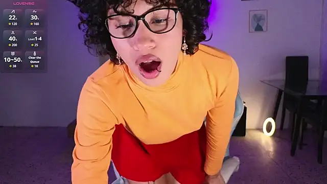 eleselas online show from October 2025 11:50:04 PM