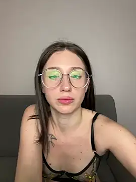 Snapshot of MiaaLoveeee chatting on March 2025 08:50:02 PM MiaaLoveeee online show from March 2025 08:50:02 PM