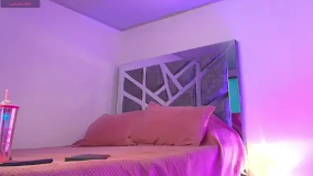 Meghann sweet1993 online show from February 2026 06:26:01 AM