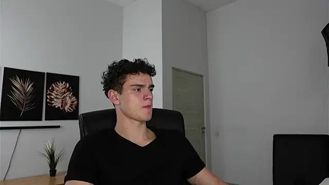 Snapshot of Brad_Holloway chatting on October 2025 12:58:01 PM Brad Holloway online show from October 2025 12:58:01 PM