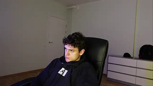 Snapshot of Brad_Holloway chatting on October 2025 07:30:02 PM Brad Holloway online show from October 2025 07:30:02 PM