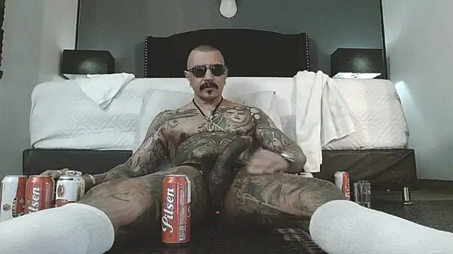 danilog515 online show from February 2026 08:18:01 PM