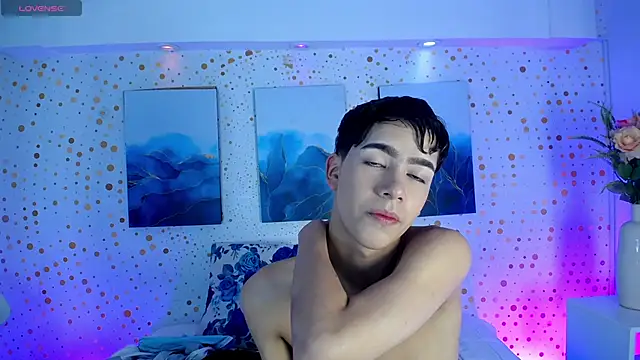 Andy Leex online show from November 2025 08:19:02 PM