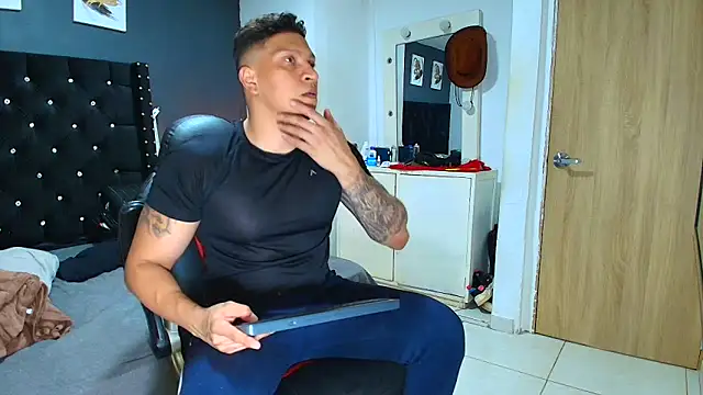 ethan dalton  online show from April 2026 02:50:01 AM