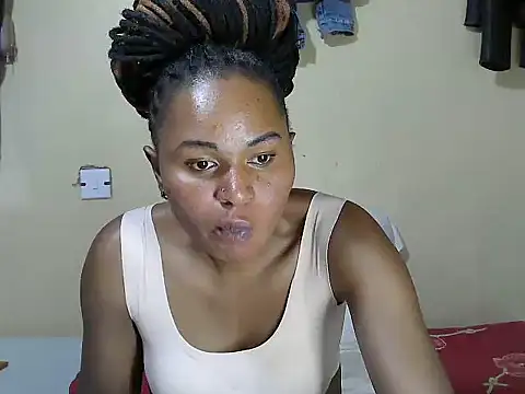 Snapshot of Creamy-Aisha chatting on October 2025 03:45:02 PM Creamy-Aisha online show from October 2025 03:45:02 PM
