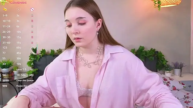 ConstanceHelms online show from November 2025 06:14:02 AM