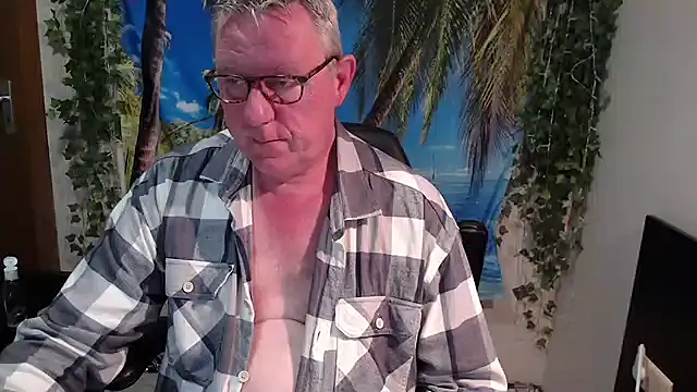 JamesBauer online show from December 2025 04:52:01 AM