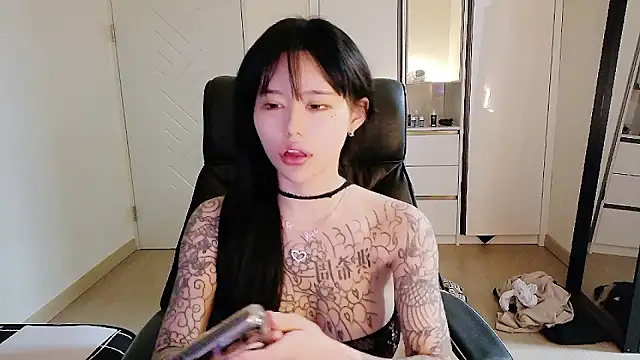 Snapshot of tangju7 chatting on December 2025 01:38:02 PM tangju7 online show from December 2025 01:38:02 PM