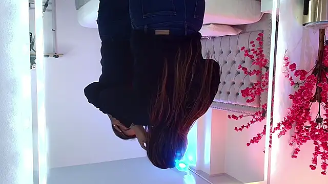 Lia adamsss online show from April 2026 03:43:02 AM