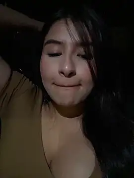 andrea gomes  online show from April 2026 06:38:02 AM