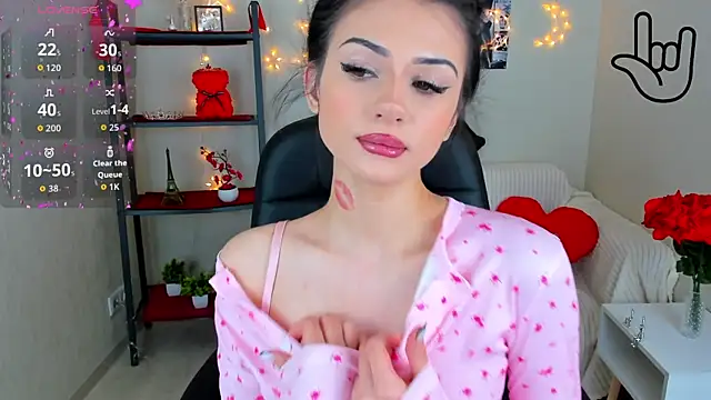 Snapshot of Kitti__ chatting on May 2026 01:13:02 AM Kitti online show from May 2026 01:13:02 AM
