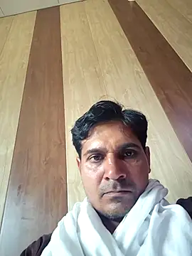 johnny8731 online show from May 2026 08:22:01 AM