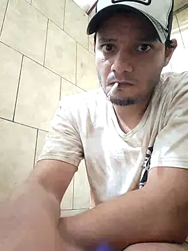 Snapshot of Hotbooy chatting on December 2025 06:32:01 AM Hotbooy online show from December 2025 06:32:01 AM