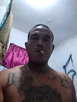 Snapshot of Patilllas chatting on October 2025 09:08:01 AM Patilllas online show from October 2025 09:08:01 AM