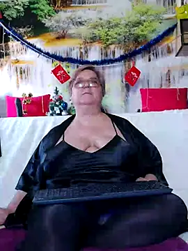 Snapshot of QueenPammy1 chatting on December 2025 09:07:01 AM QueenPammy1 online show from December 2025 09:07:01 AM