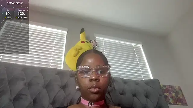 piscesaurora online show from March 2025 12:57:01 PM