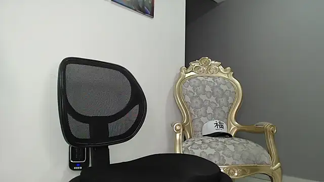 Snapshot of bigdick_monster1 chatting on October 2025 10:27:01 AM bigdick monster1 online show from October 2025 10:27:01 AM