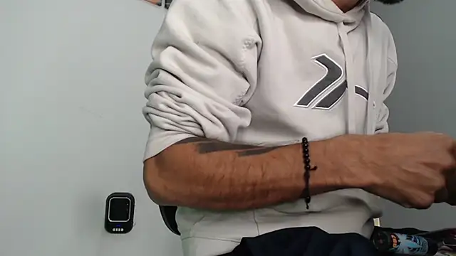 Snapshot of bigdick_monster1 chatting on November 2025 02:32:02 PM bigdick monster1 online show from November 2025 02:32:02 PM