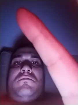 Snapshot of calfran chatting on November 2025 05:21:02 AM calfran online show from November 2025 05:21:02 AM