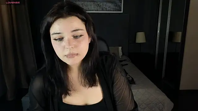 SHERI BELTON online show from November 2025 06:28:02 PM