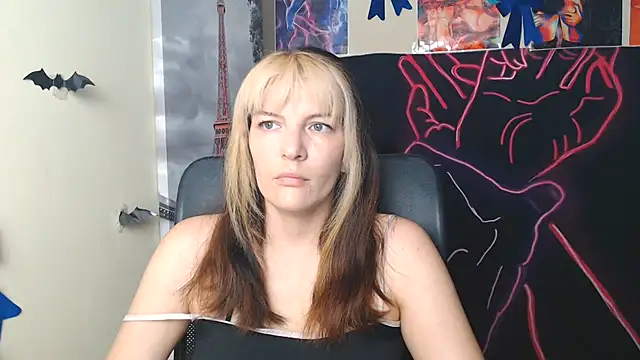 Snapshot of VanessaRey_ chatting on June 2026 06:38:02 AM VanessaRey online show from June 2026 06:38:02 AM