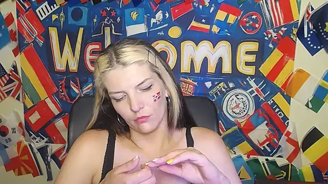 Snapshot of VanessaRey_ chatting on July 2026 06:21:01 PM VanessaRey online show from July 2026 06:21:01 PM