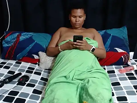 Snapshot of AriesCake chatting on March 2025 09:01:02 PM AriesCake online show from March 2025 09:01:02 PM