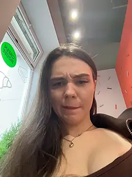 MilaBee online show from May 2026 11:50:02 AM
