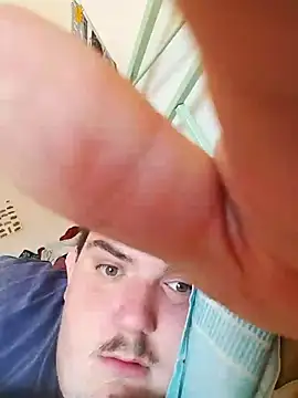 Snapshot of Piono chatting on March 2025 11:41:01 AM Piono online show from March 2025 11:41:01 AM