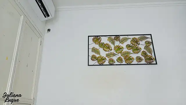 juliana luque online show from December 2025 11:58:02 AM