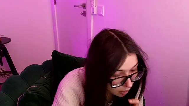 Snapshot of DillionHarpery chatting on March 2025 12:06:02 AM DillionHarpery online show from March 2025 12:06:02 AM