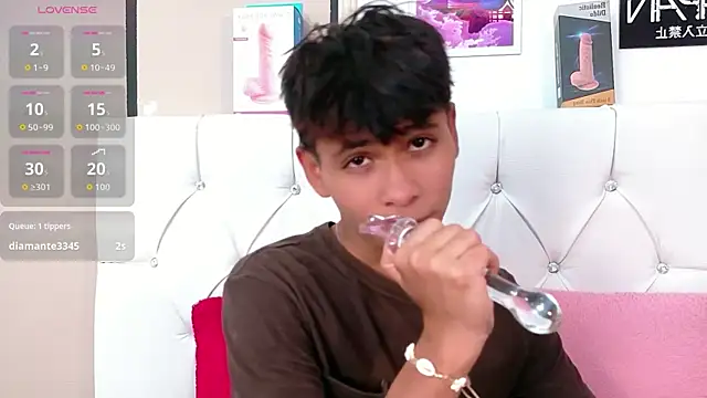 Snapshot of Ethan_Westt chatting on February 2026 08:29:02 PM Ethan Westt online show from February 2026 08:29:02 PM